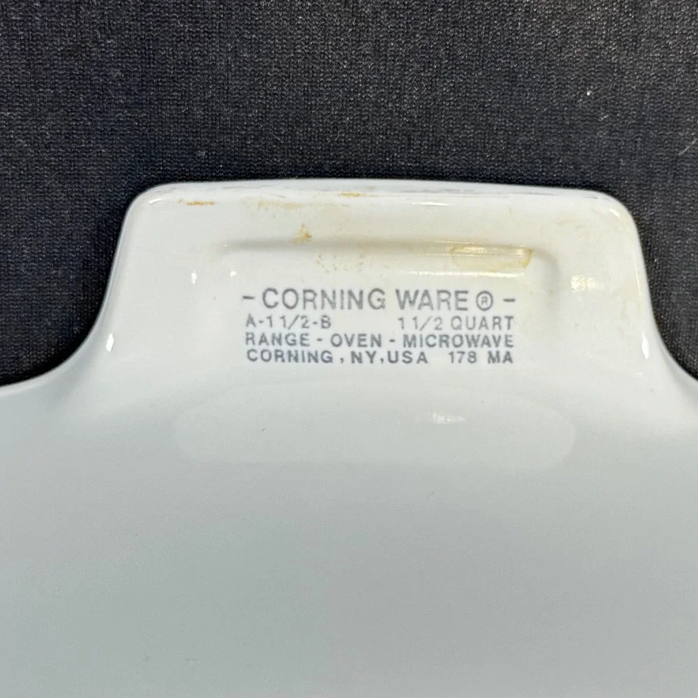 Corning Ware Wildflower A-1 1/2-B Casserole Dish w Glass Lid 1.5 Quart Vintage